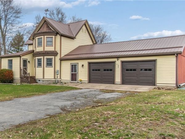 316 Centre Street , Cape Vincent, NY 13618