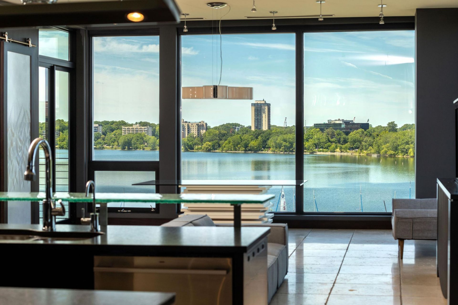 1805 W Lake Street, Minneapolis, MN 55408