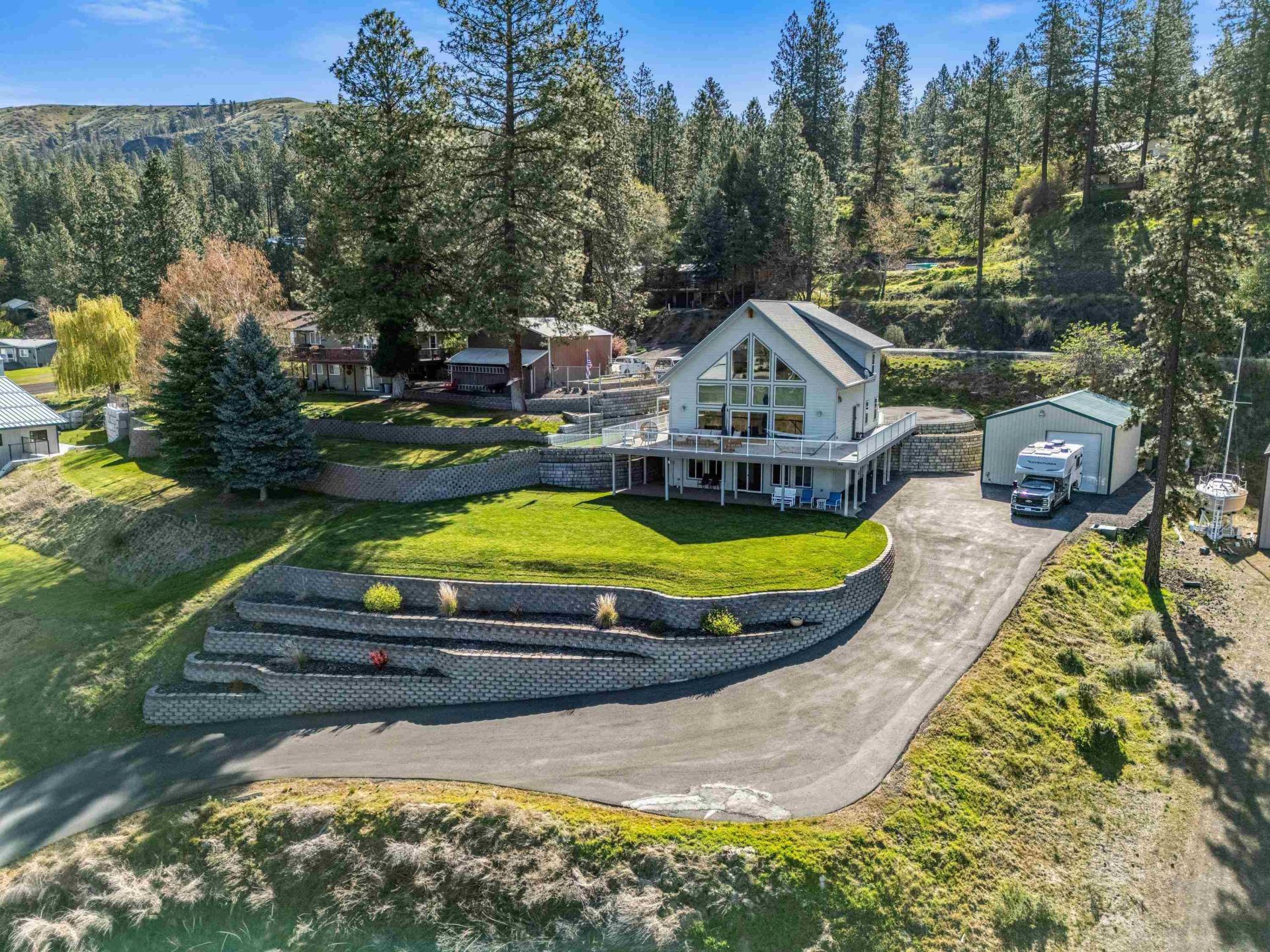304 Airport Way, Seven Bays, WA 99122 Main Photo