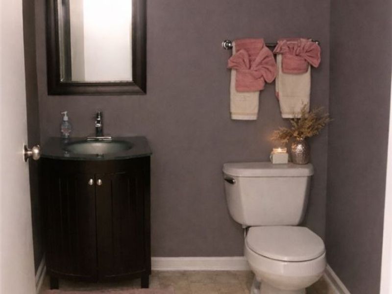 5276 W 83rd Street, Parma, OH 44129 Photo 9
