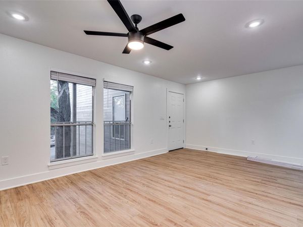 704 W 21 ST , Unit 308, Austin, TX 78705