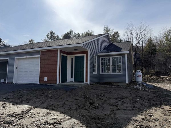 526 Jennings Brook Drive, Bennington, VT 05201