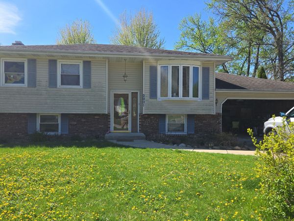 2931 Crabapple Lane , Hobart, IN 46342