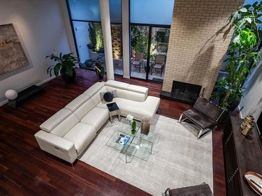3210 Elizabeth Street, Dallas, TX 75204