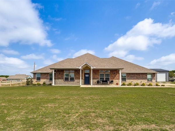 388 Hidden Meadow Trail, Leonard, TX 75452