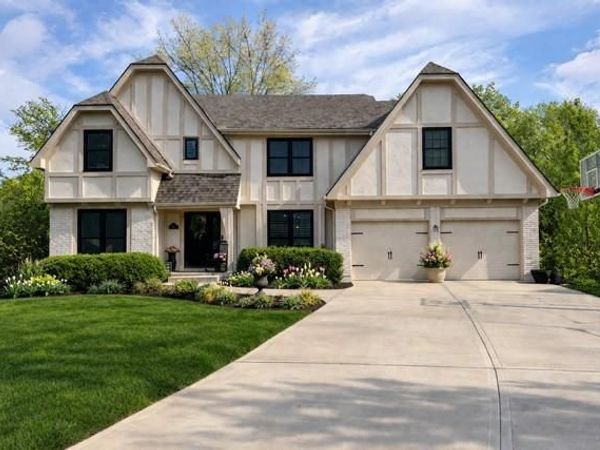 12200 Connell Drive, Overland Park, KS 66213
