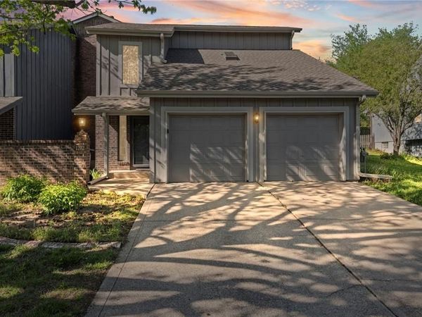 1202 NE 83rd Terrace, Kansas City, MO 64118