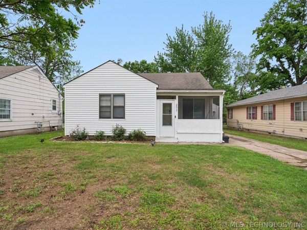 2017 E Okmulgee , Muskogee, OK 74403