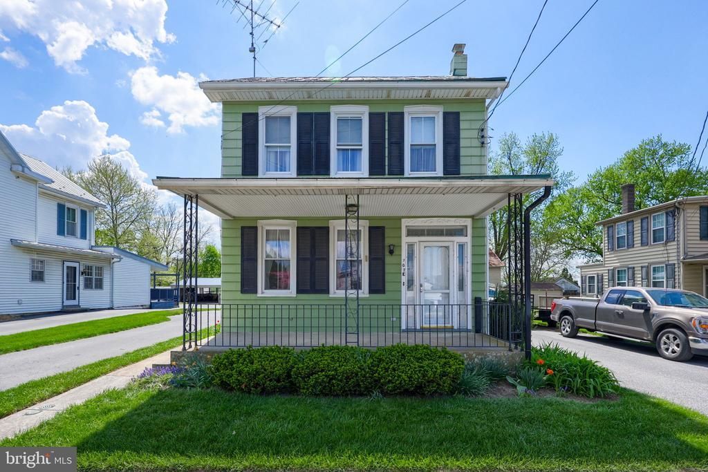 107 E MAIN STREET , TERRE HILL, PA 17581