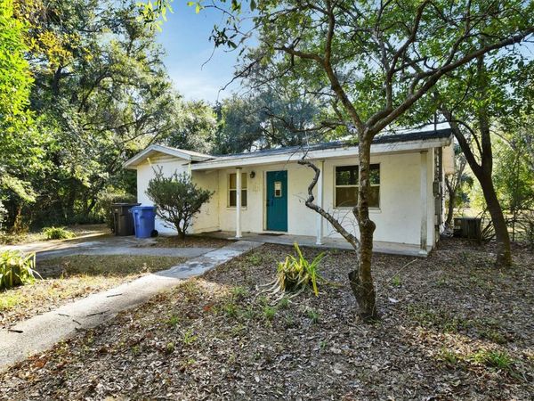 10015 OHIO AVENUE , THONOTOSASSA, FL 33592