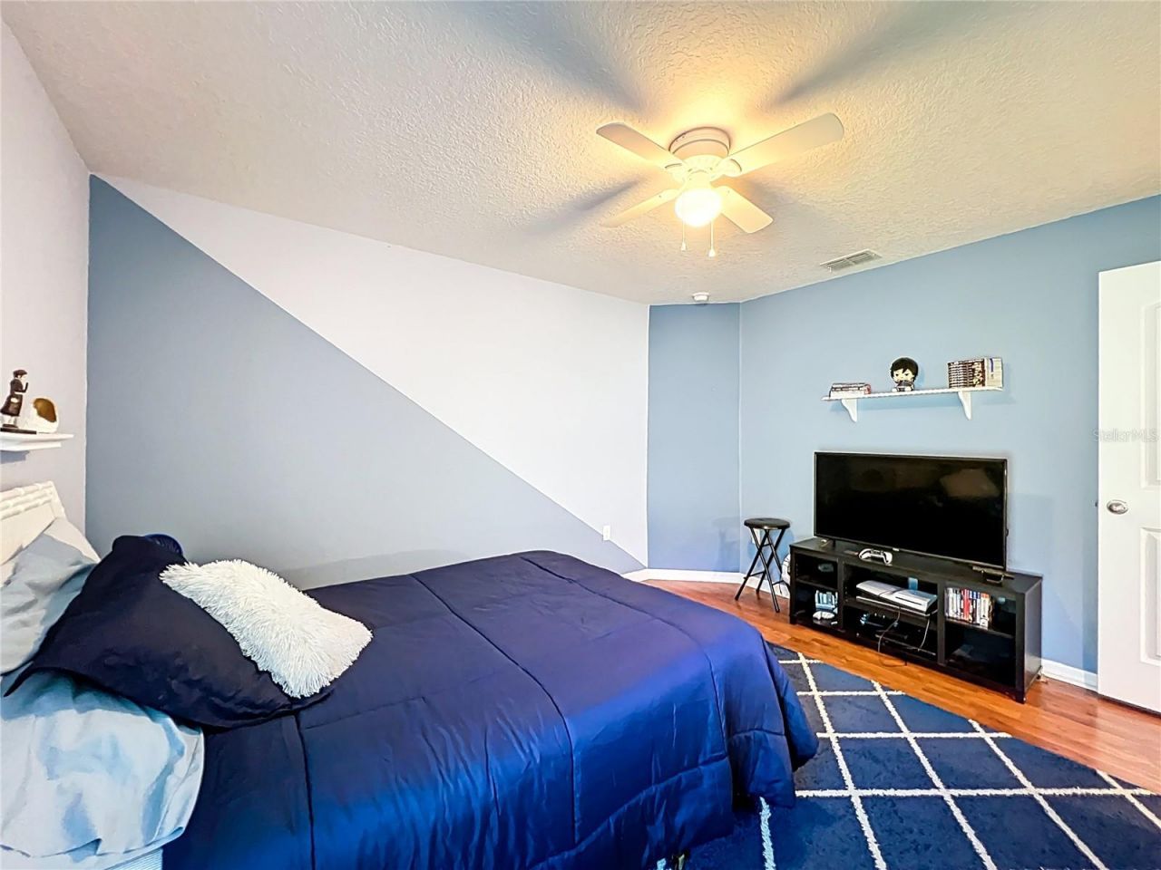 817 Laurel View Way , Groveland, FL 34736 Photo