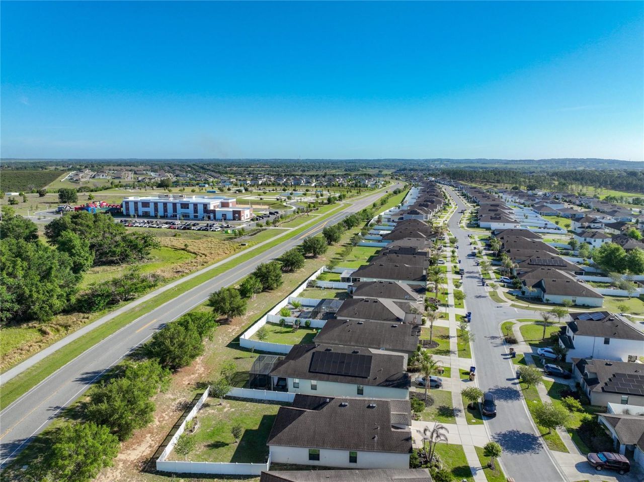 817 Laurel View Way , Groveland, FL 34736 Photo