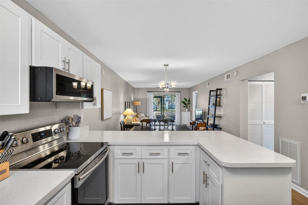 6033 34th Street W, Unit 145, Bradenton, FL 34210 Photo