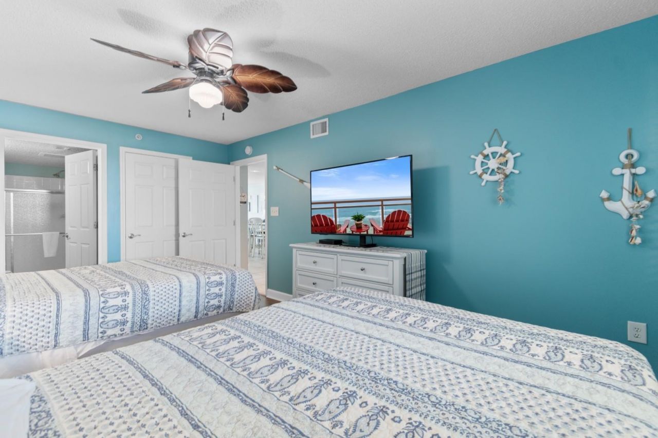 5700 N Ocean Blvd.  Photo 21