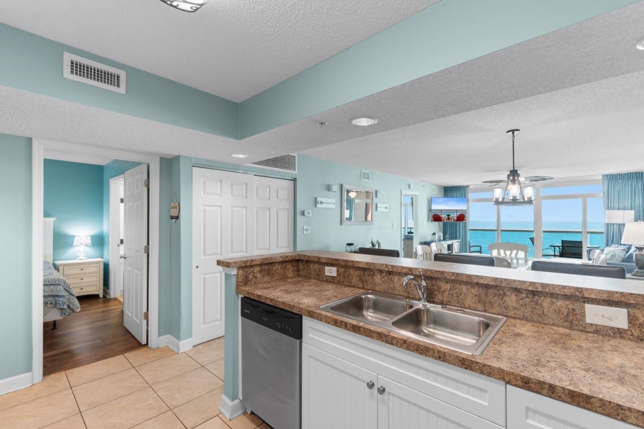 5700 N Ocean Blvd.  Photo 6