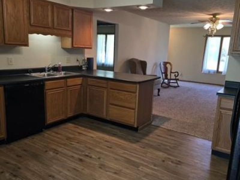 1538 Beekman Drive, Troy, OH 45373 Photo 9