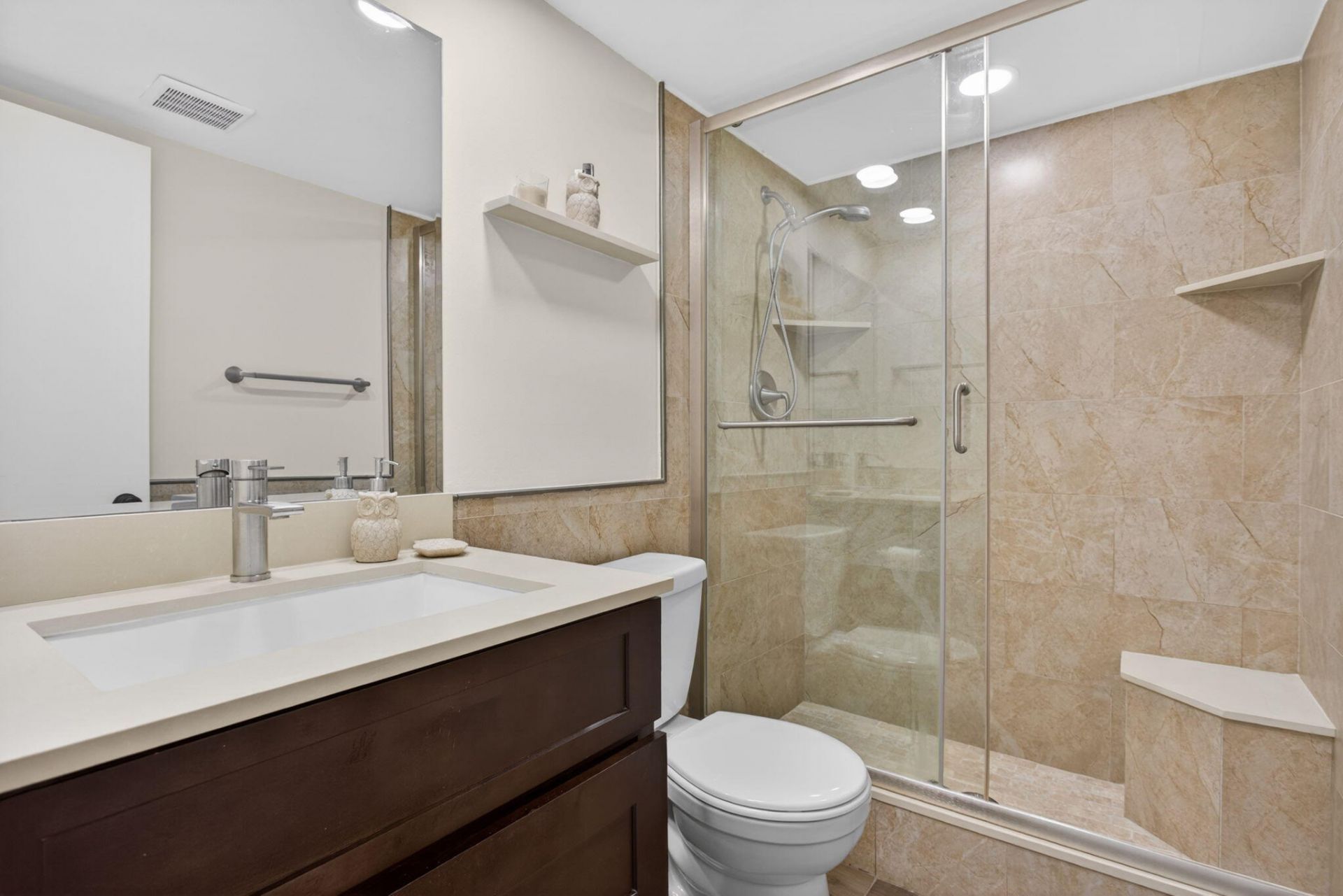 2950 N Palm Aire Drive, Unit 606, Pompano Beach, FL 33069 Photo