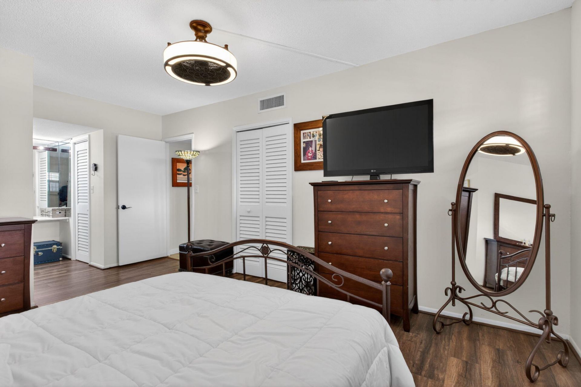 2950 N Palm Aire Drive, Unit 606, Pompano Beach, FL 33069 Photo