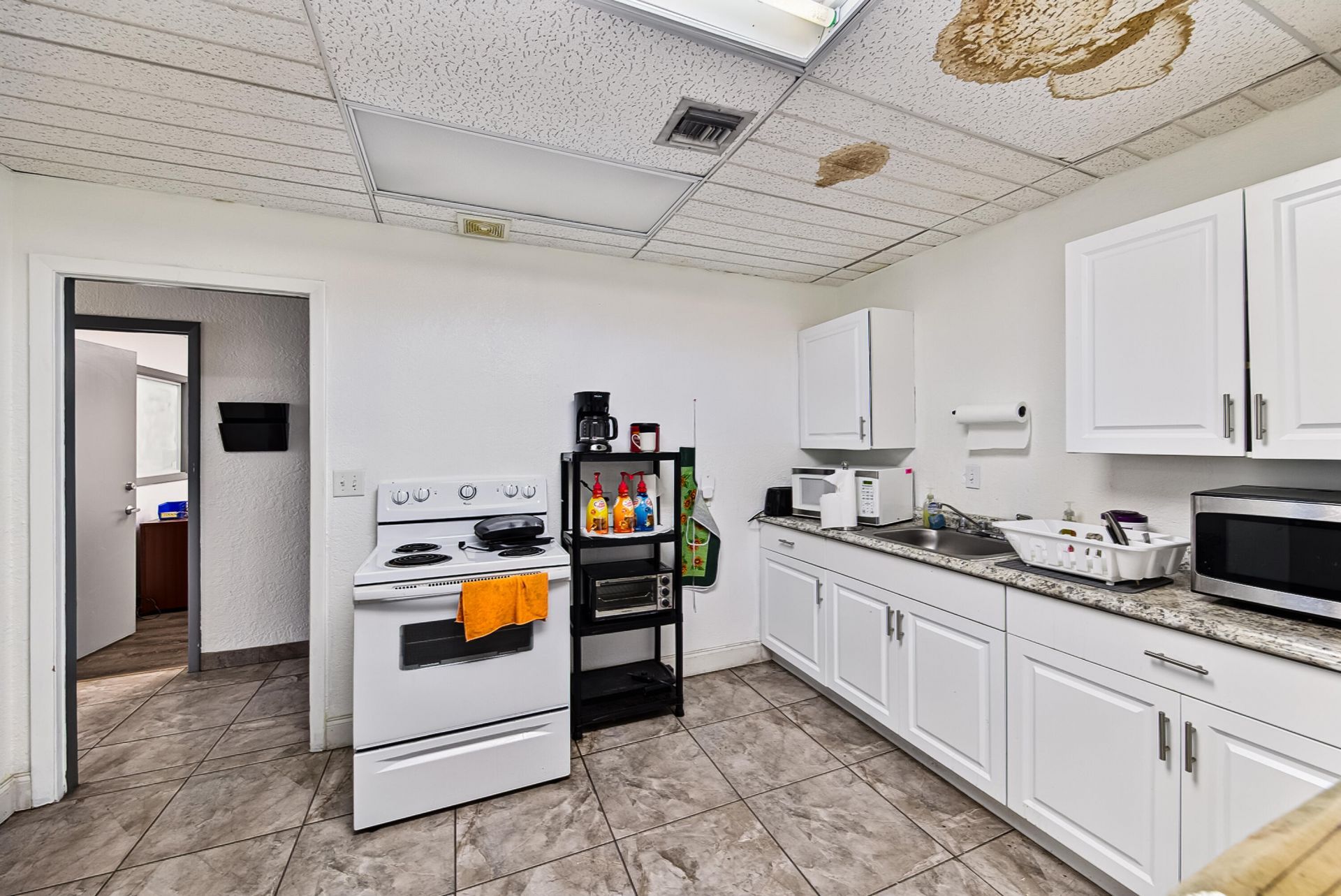 936 NW 1st Street, Fort Lauderdale, FL 33311 Photo