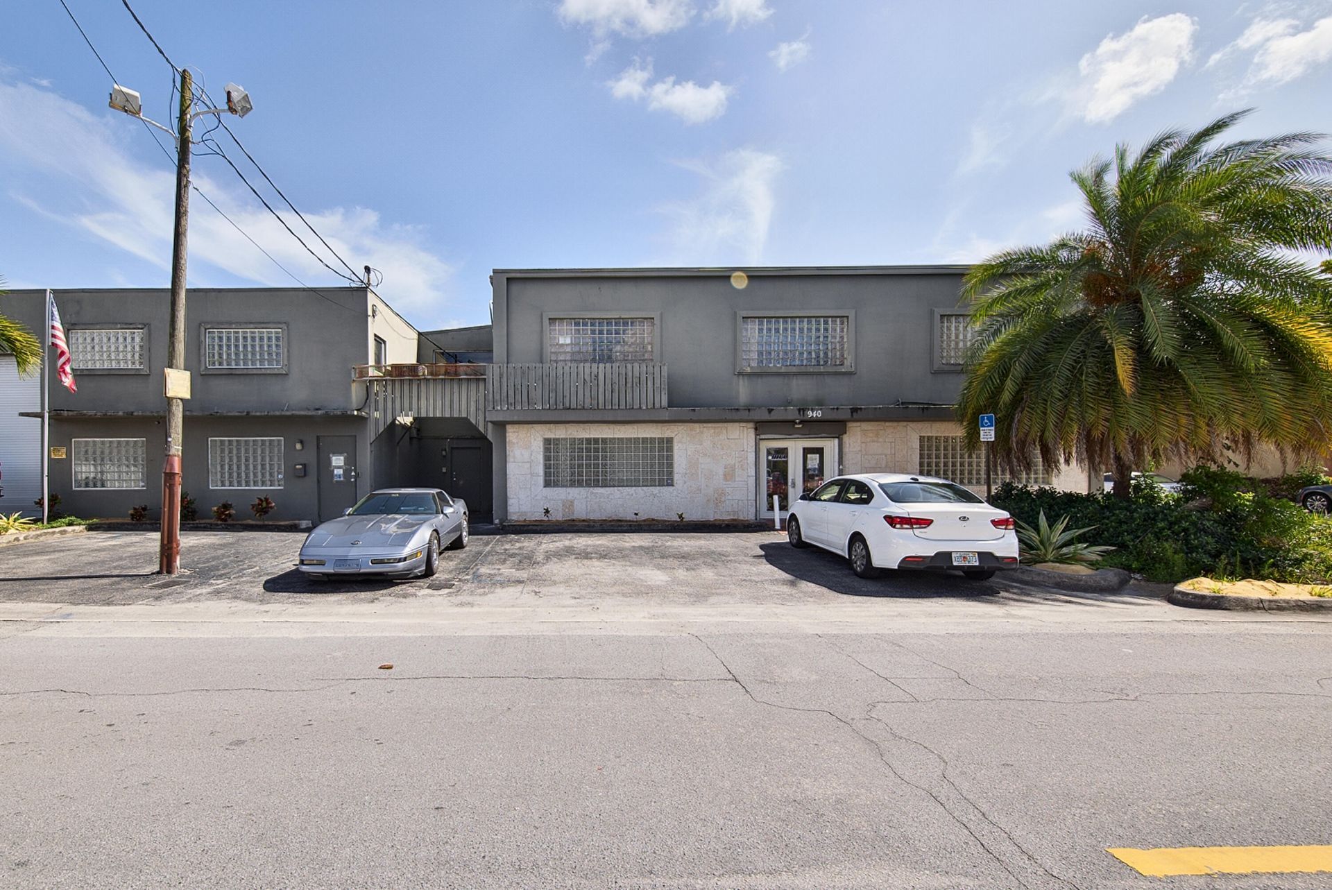 936 NW 1st Street, Fort Lauderdale, FL 33311 Photo