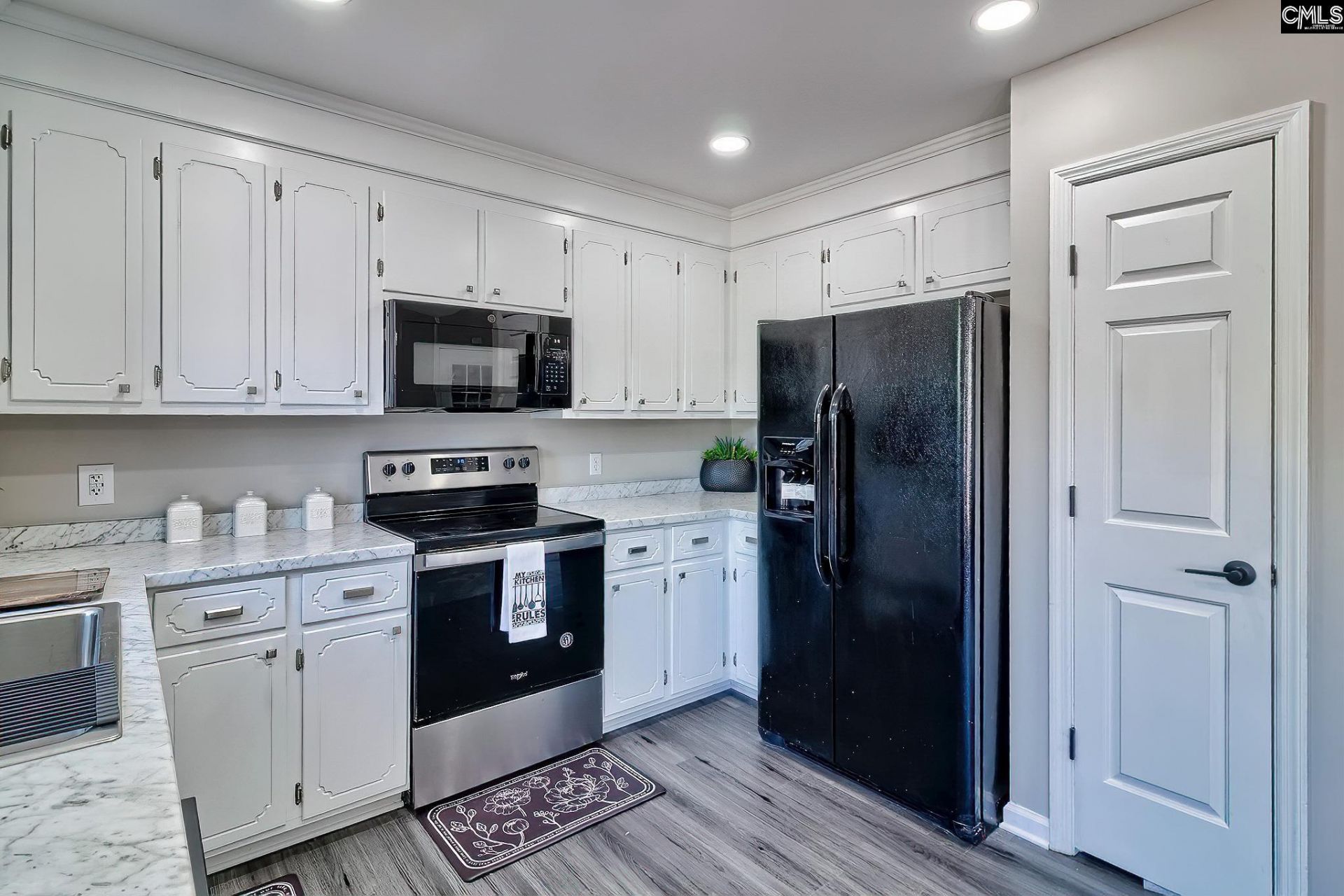 121 Carlsbad Court  Photo 16