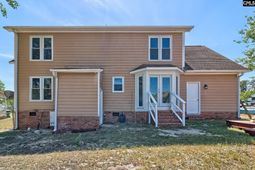 121 Carlsbad Court  photo 4