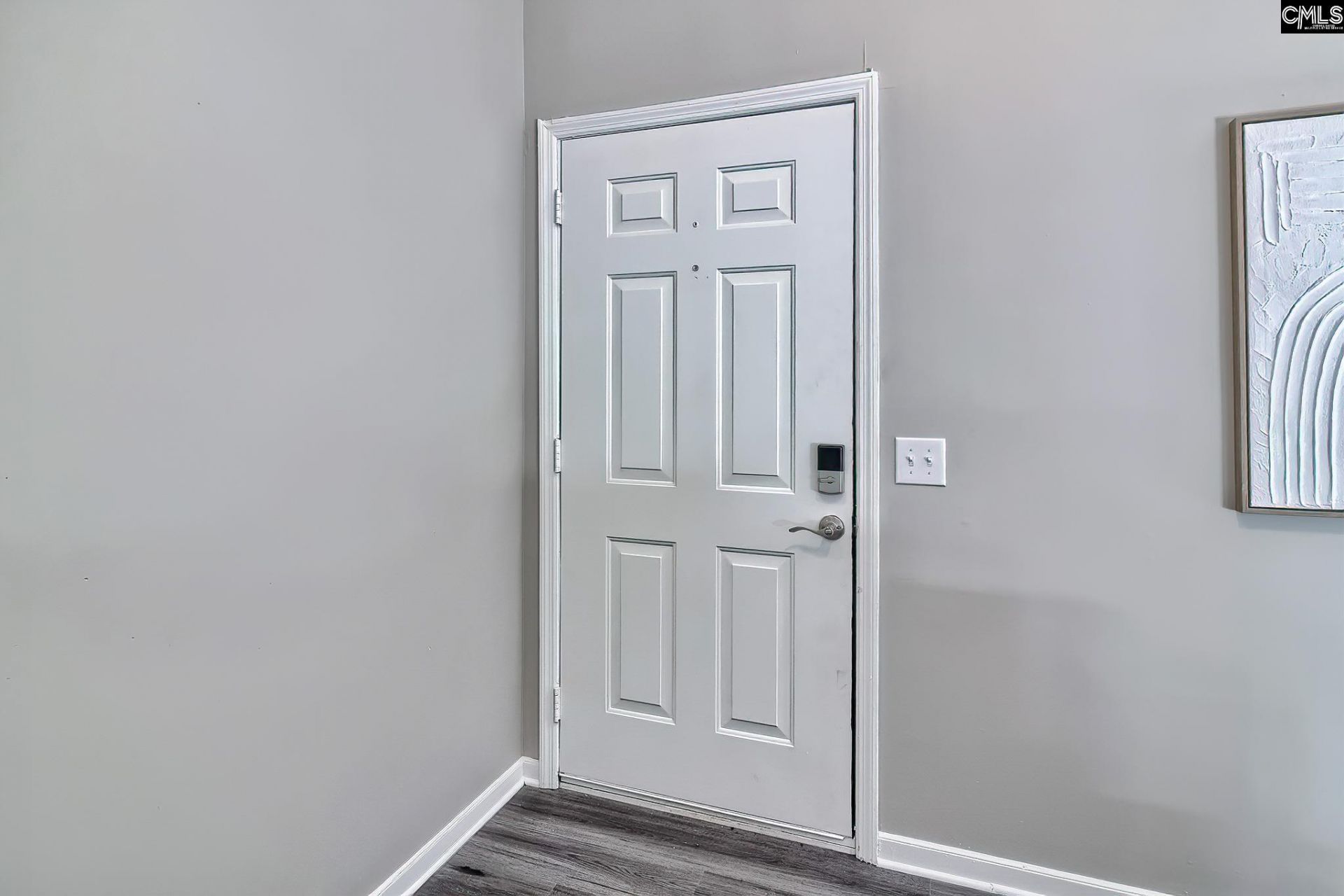 121 Carlsbad Court  Photo 8