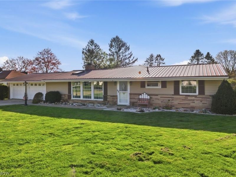 2752 Hillcrest Drive, Mansfield, OH 44904 Photo 2