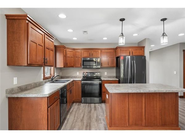 1707 Squirrel Way, New Richmond, WI 54017