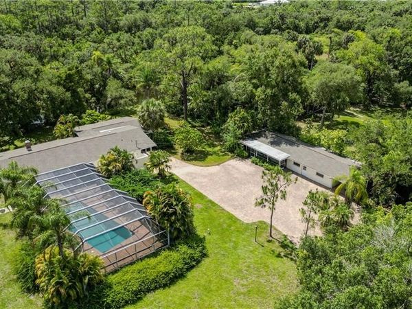 18220 Elmwood DR , ALVA, FL 33920