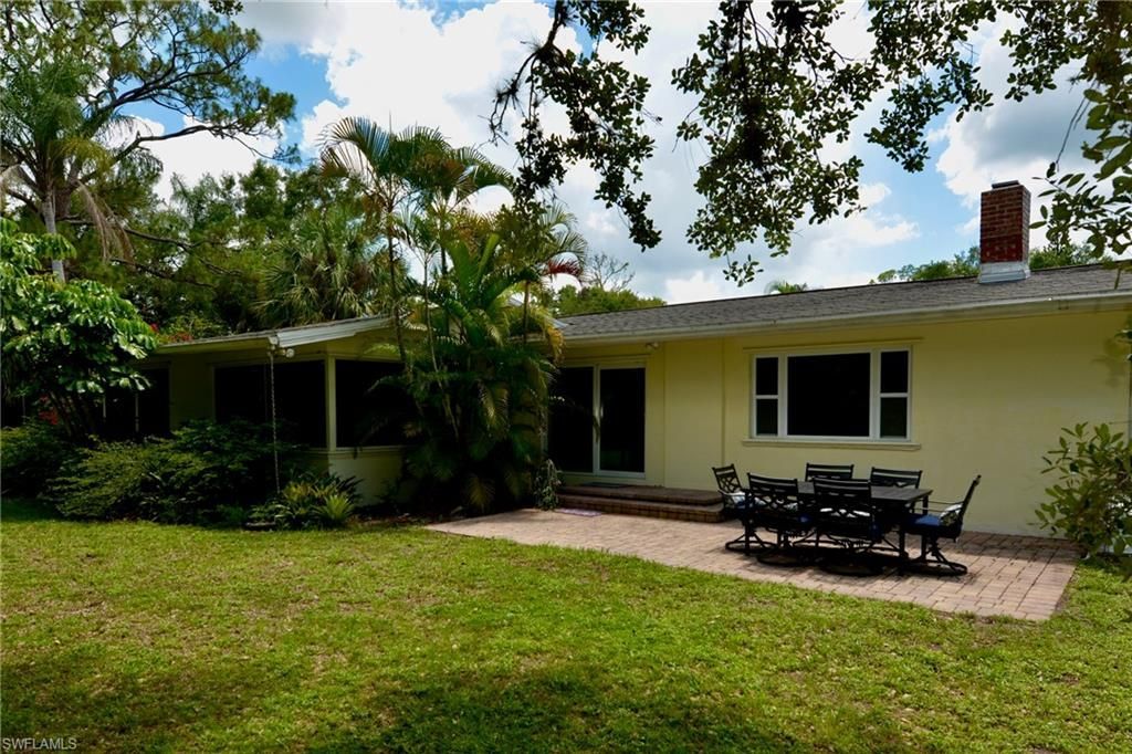 18220 Elmwood Dr, Alva, FL 33920 Photo