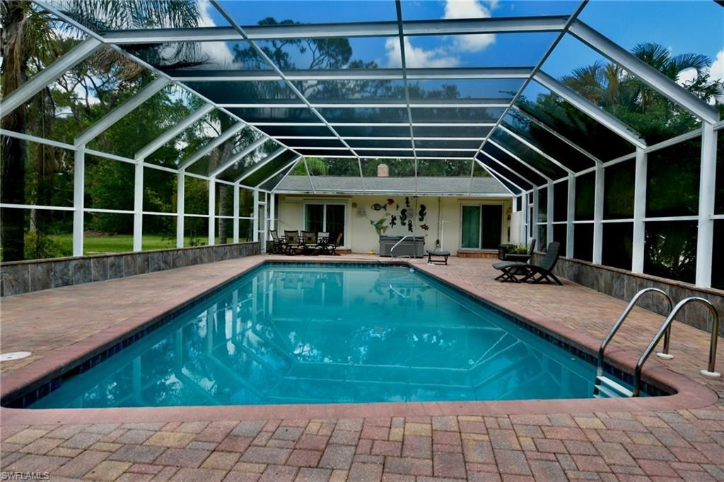 18220 Elmwood Dr, Alva, FL 33920 Photo