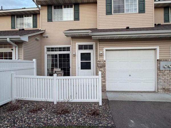 7216 155th Street W, Unit 119, Apple Valley, MN 55124