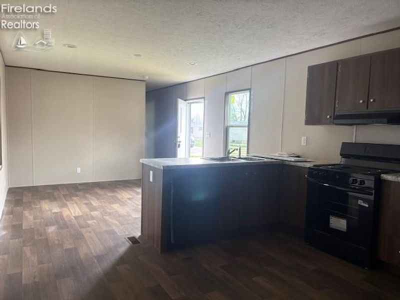 1121 Clayberg Road, Unit 115, Greenwich, OH 44837 Photo 3