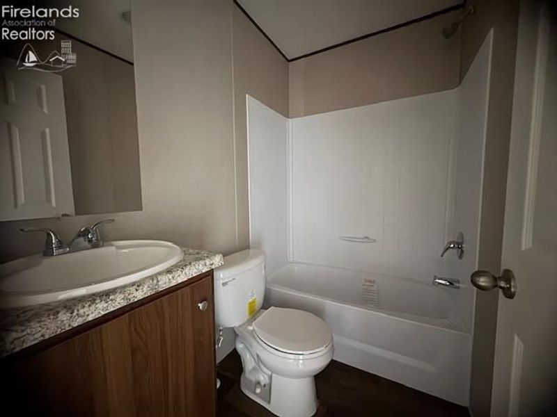 1121 Clayberg Road, Unit 115, Greenwich, OH 44837 Photo 6