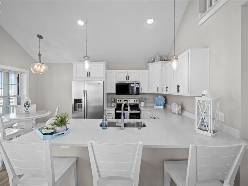 545 W Lakeshore Drive, Unit 34, Port Clinton, OH 43452 Photo 10