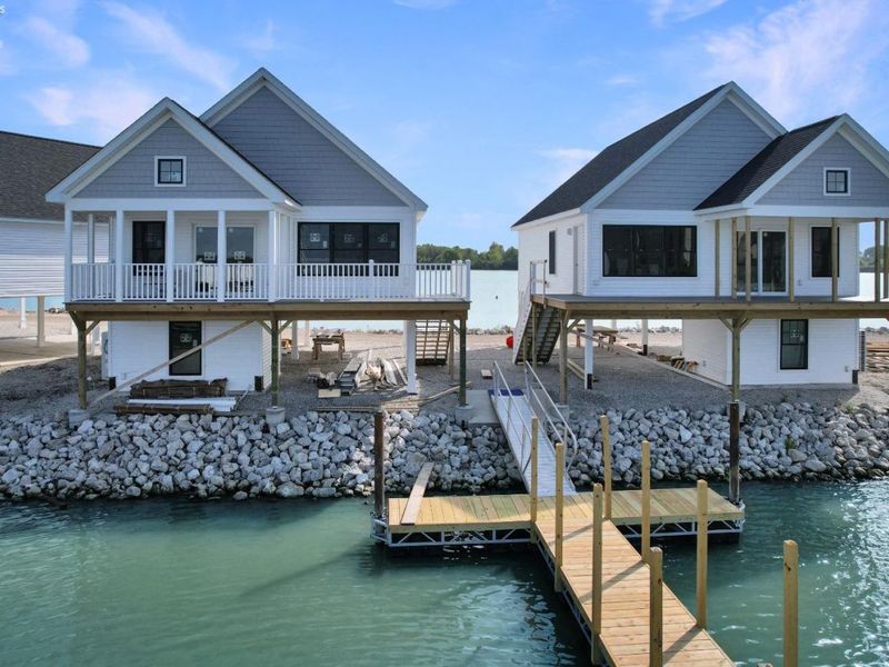 545 W Lakeshore Drive, Unit 34, Port Clinton, OH 43452 Photo 2