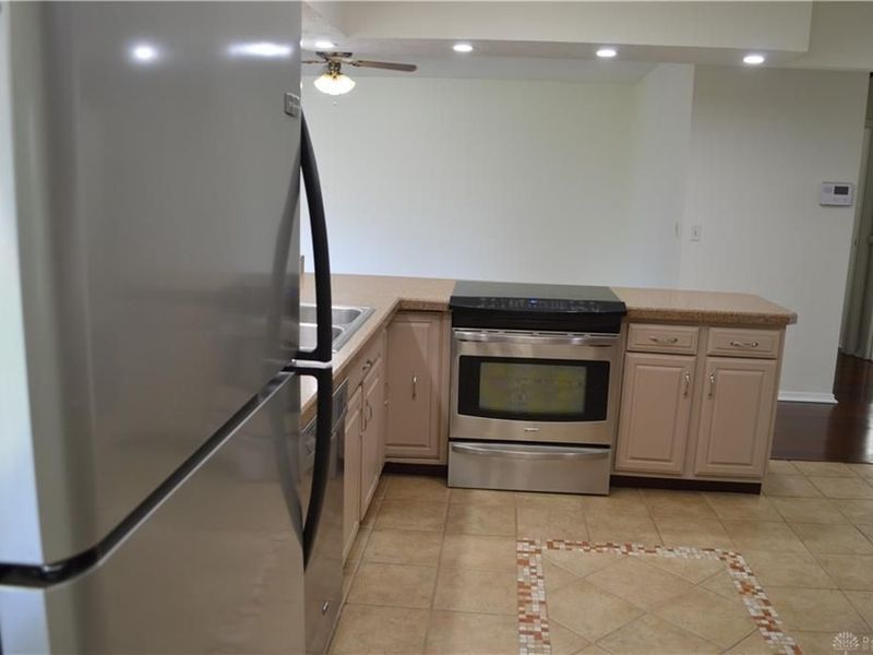 1280 Kentshire Drive, Centerville, OH 45459 Photo 10