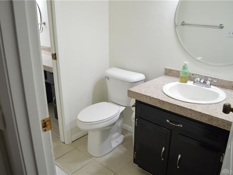 1280 Kentshire Drive, Centerville, OH 45459 Photo 13