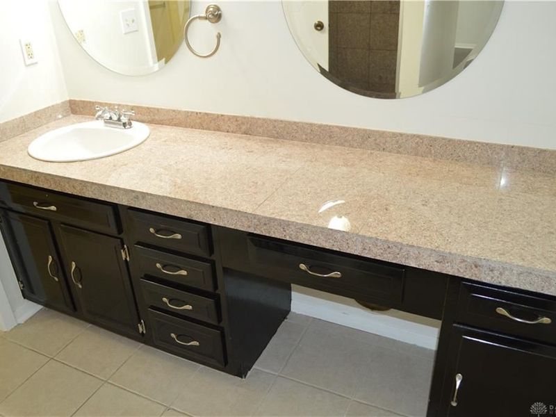 1280 Kentshire Drive, Centerville, OH 45459 Photo 16