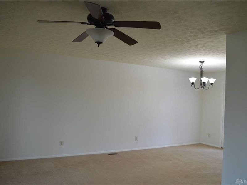 1280 Kentshire Drive, Centerville, OH 45459 Photo 6