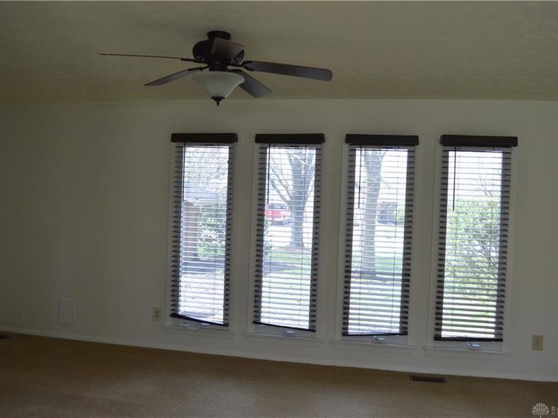 1280 Kentshire Drive, Centerville, OH 45459 Photo 7