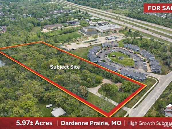 1670 Stump Road, O'Fallon, MO 63368