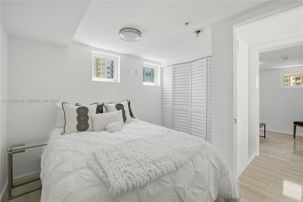 120 Jefferson Ave, Unit 12022, Miami Beach, FL 33139 Photo