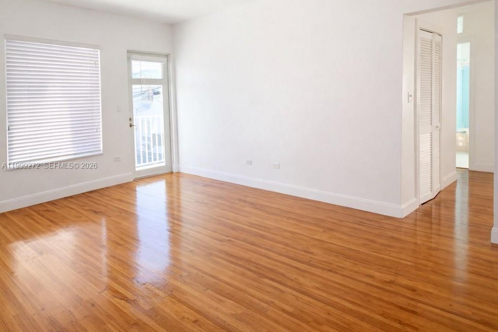 505 74th St , Unit 6B, Miami Beach, FL 33141 Photo