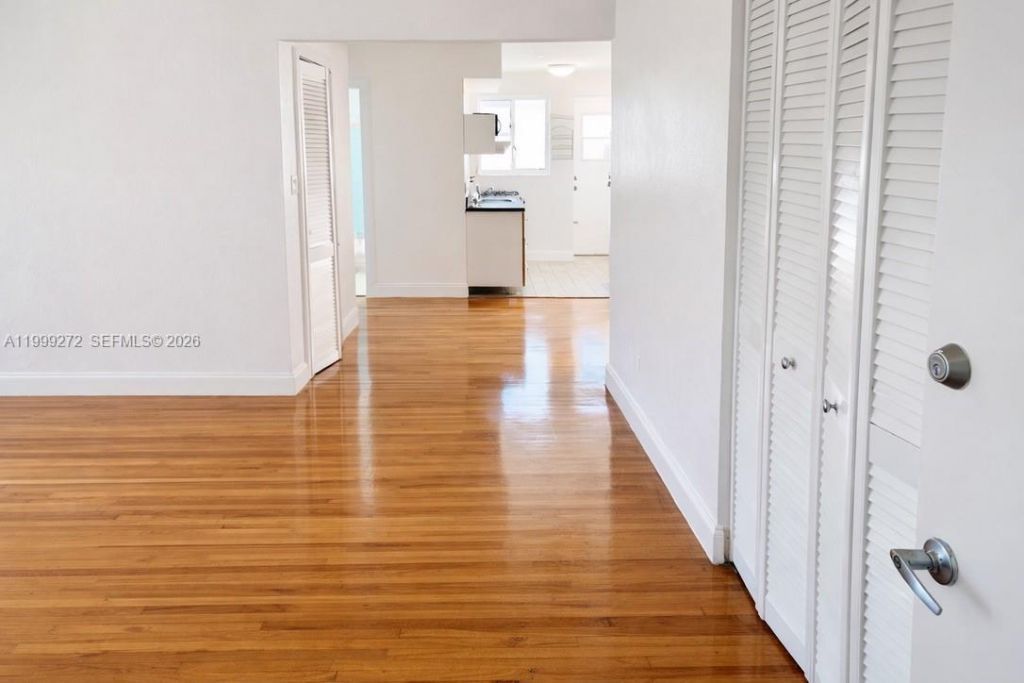 505 74th St , Unit 6B, Miami Beach, FL 33141 Photo