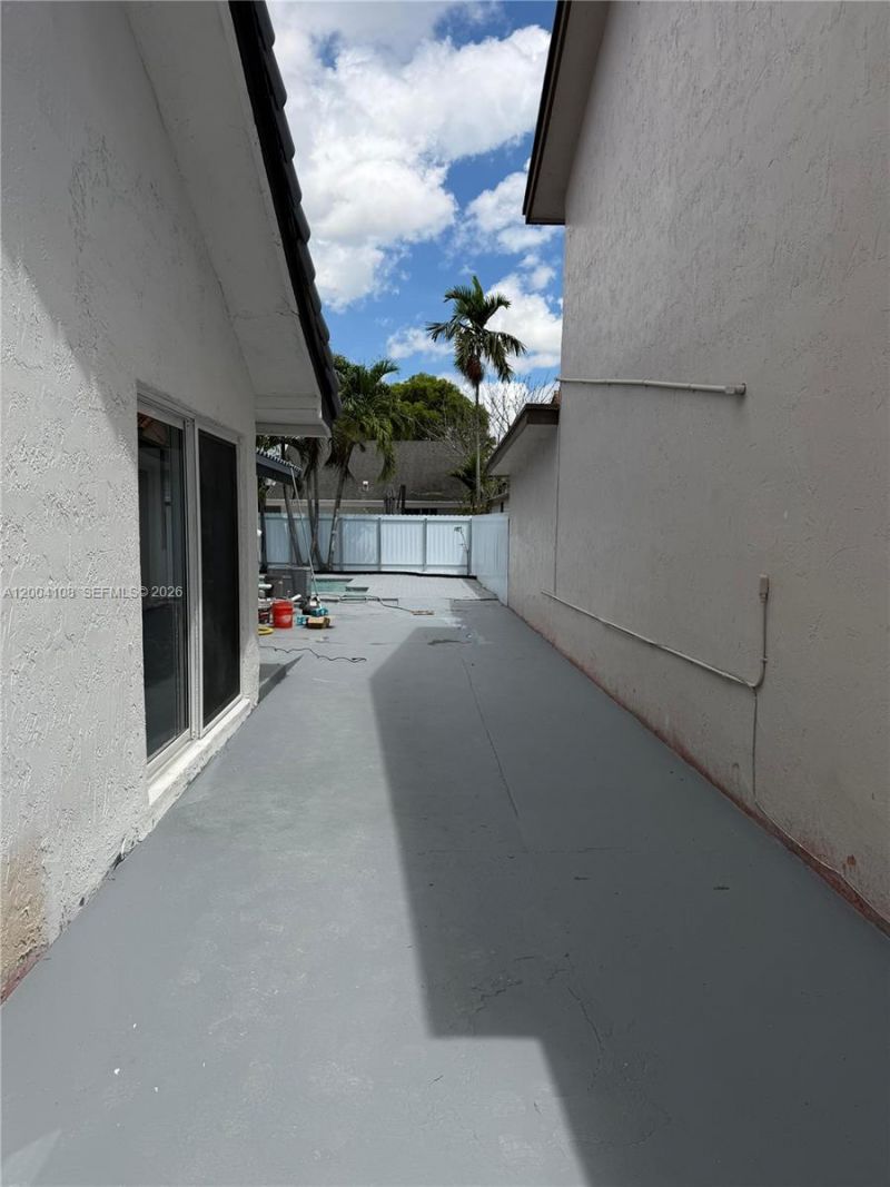 8981 SW 5th Ln , Miami, FL 33174 Photo