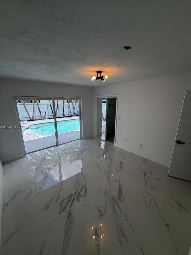 8981 SW 5th Ln , Miami, FL 33174 Photo