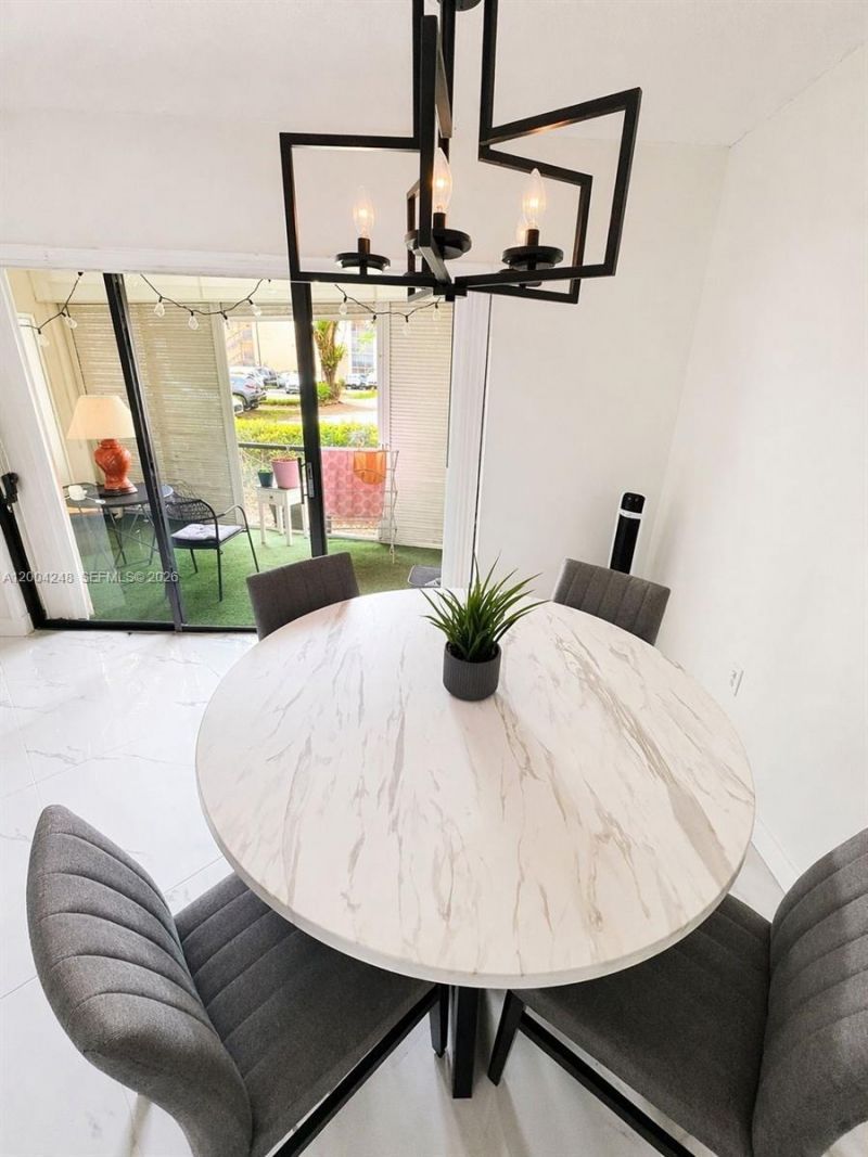 6555 W Broward Blvd, Unit 111, Plantation, FL 33317 Photo