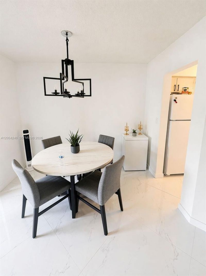 6555 W Broward Blvd, Unit 111, Plantation, FL 33317 Photo